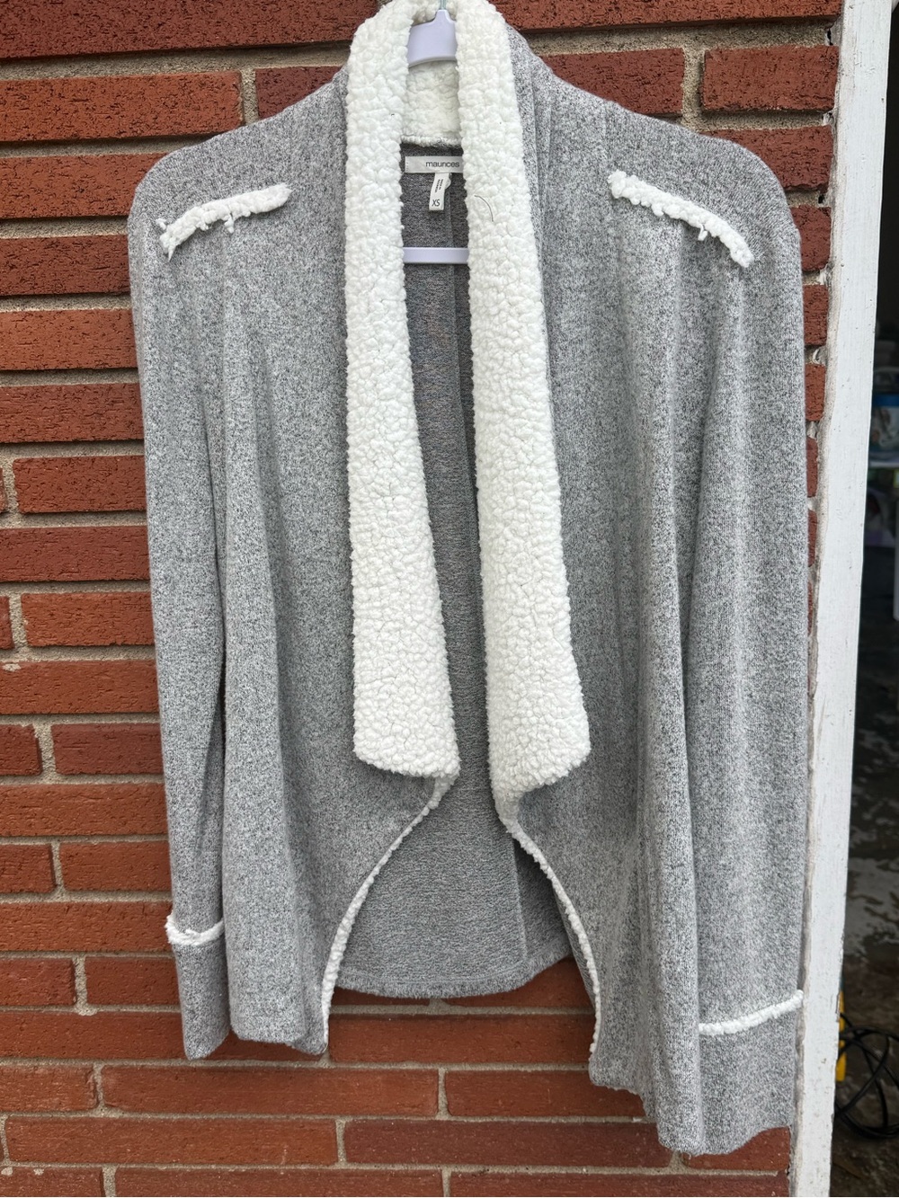 Lightweight Grey Open Cardigan with Cream Sherpa Trim